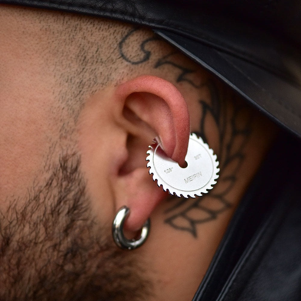 Saw blade earcuff