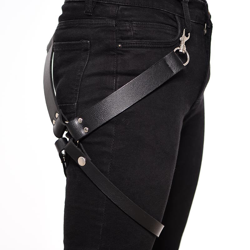 Harness cross of leg