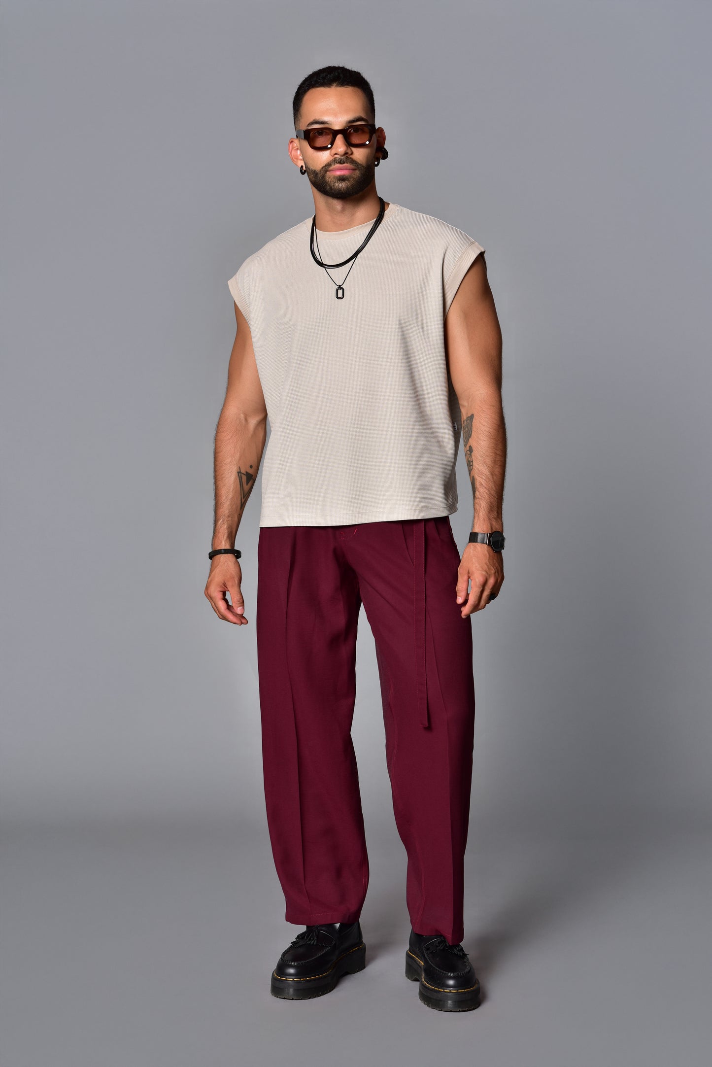 camiseta sleeve triad beige