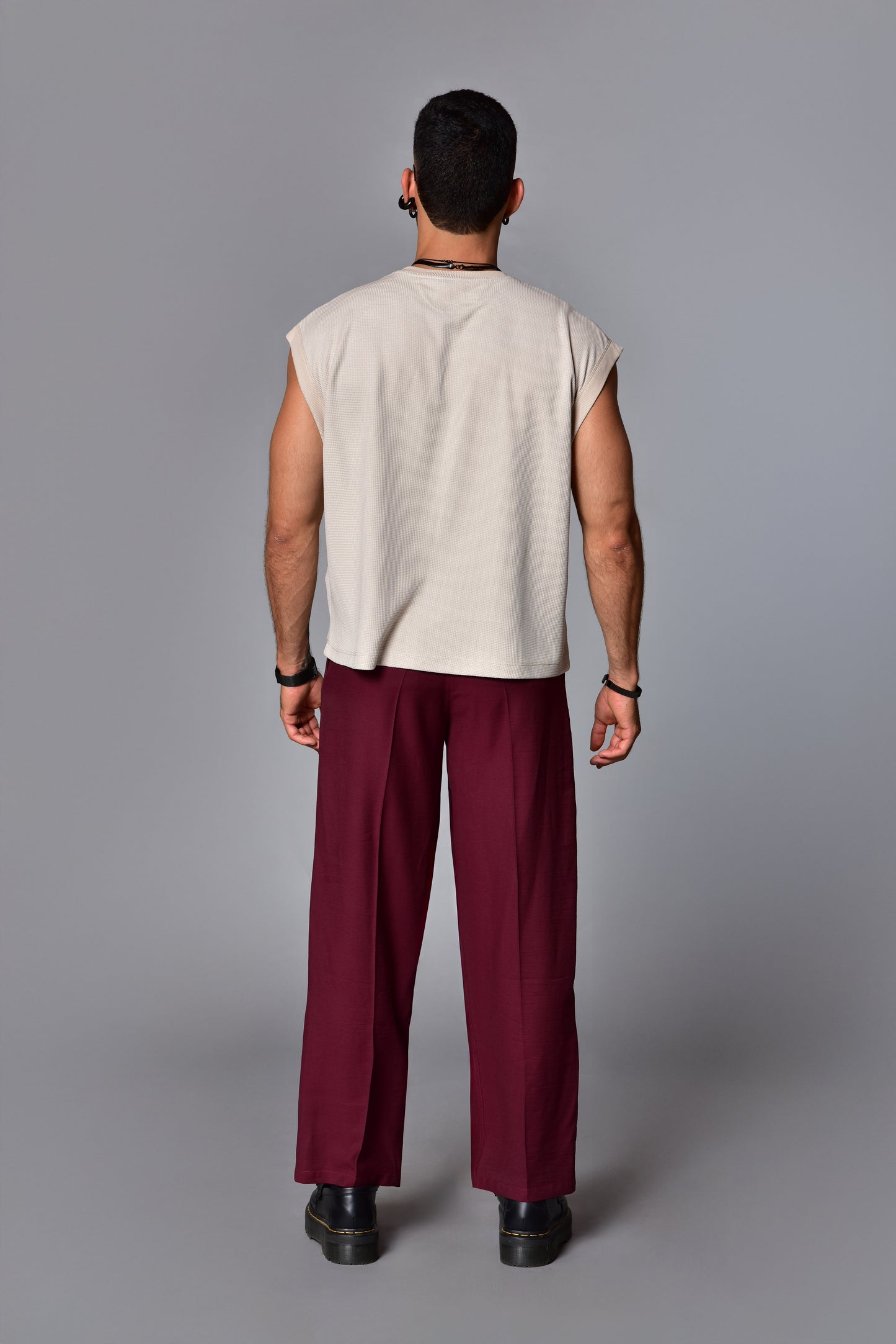 camiseta sleeve triad beige