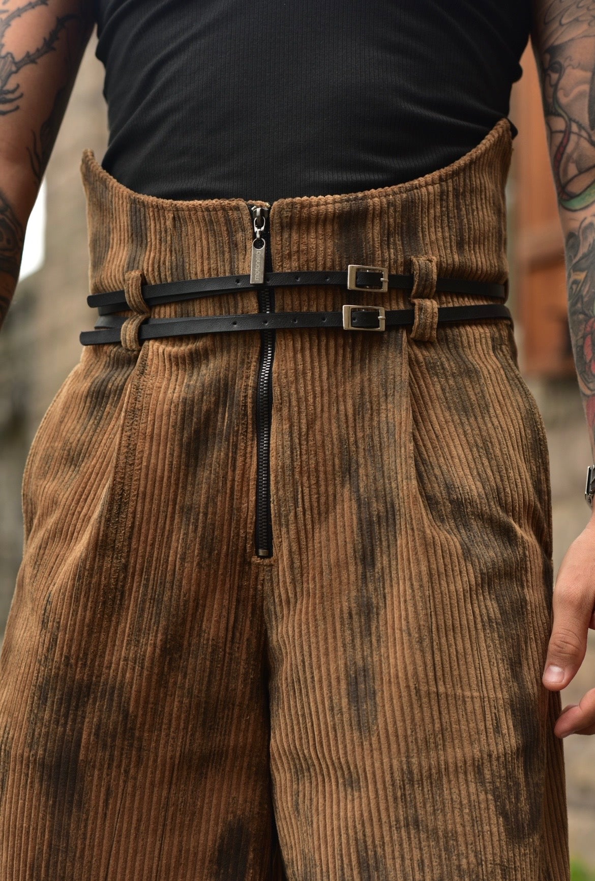Pantalón devil ultra wide leg