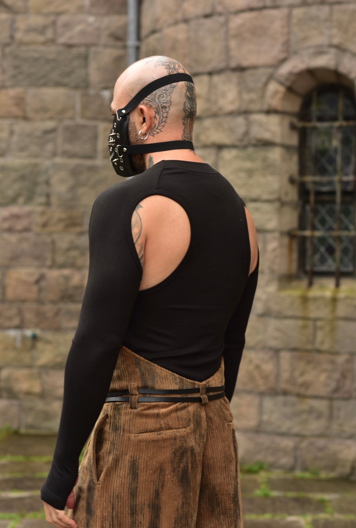 Buso cut out black