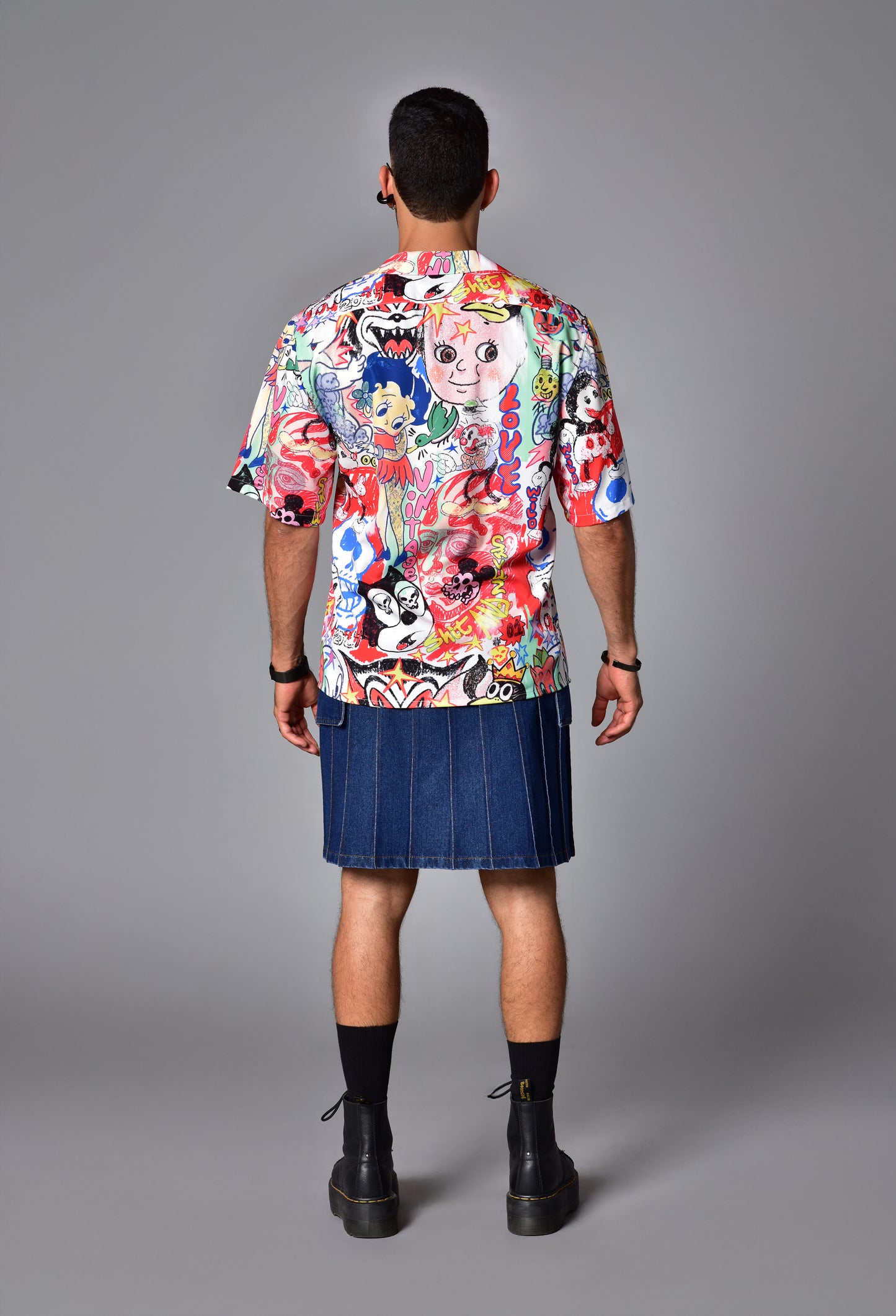 Camisa Boxy Fit Comic Chaos