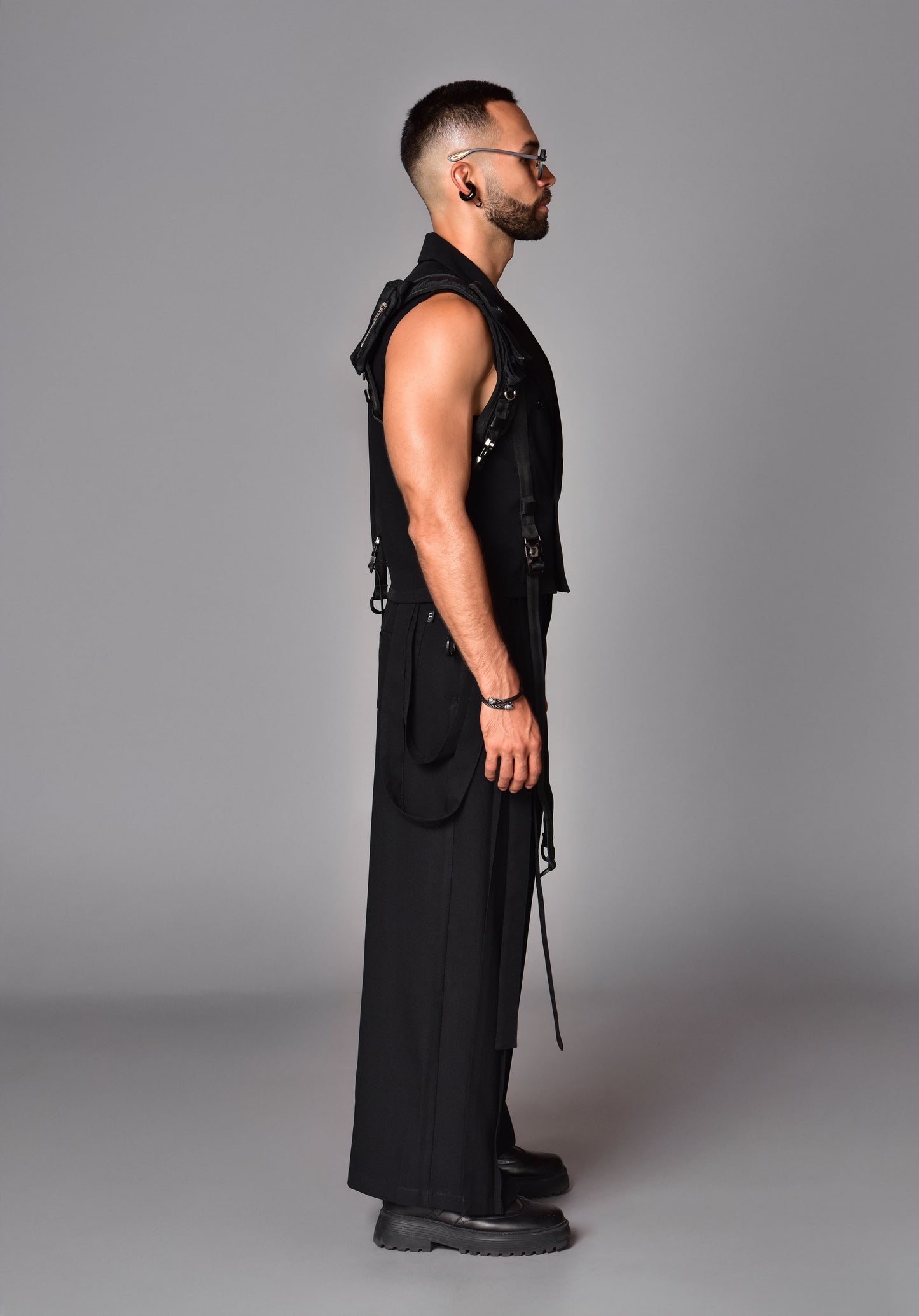 Chaleco old money techwear negro