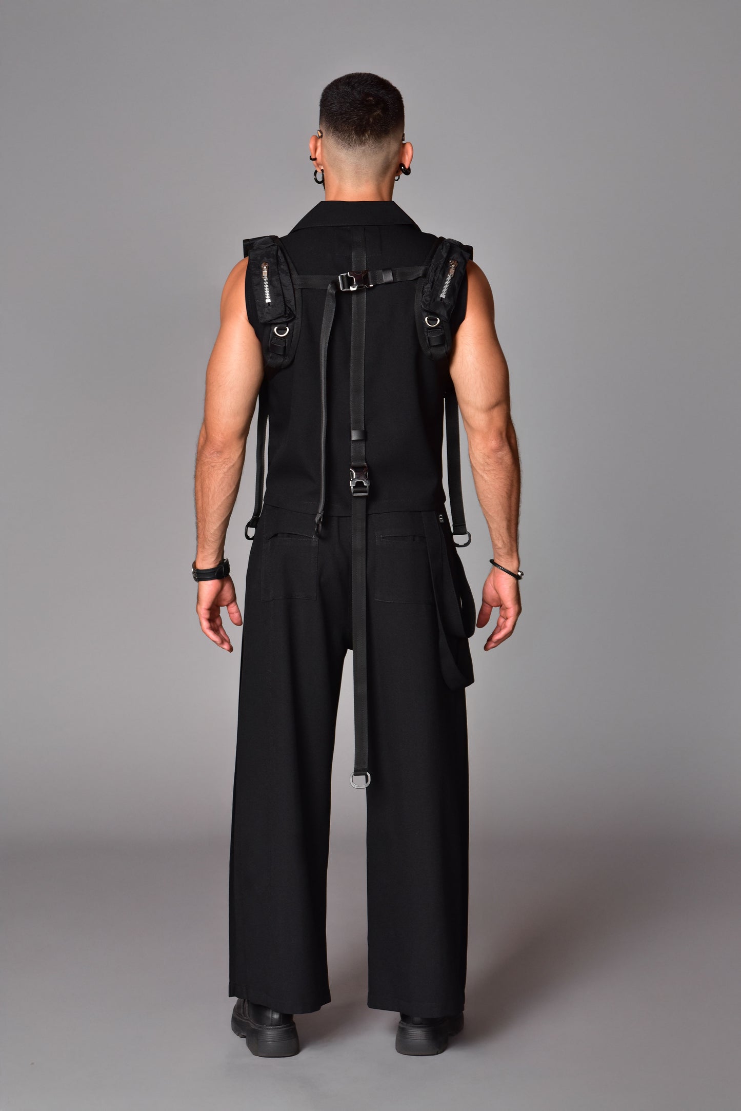 Chaleco old money techwear negro