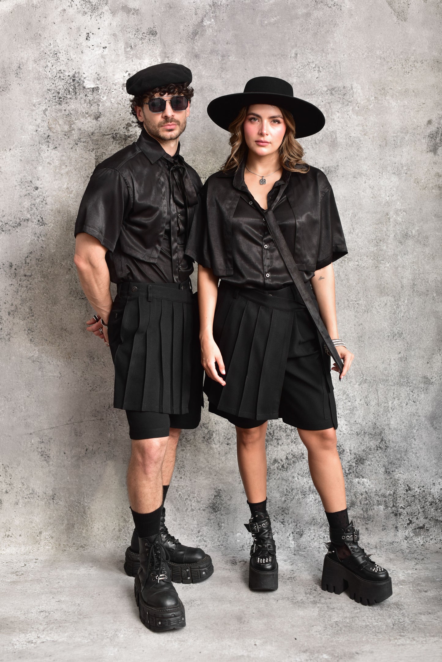 Short Kamon con Pliegues