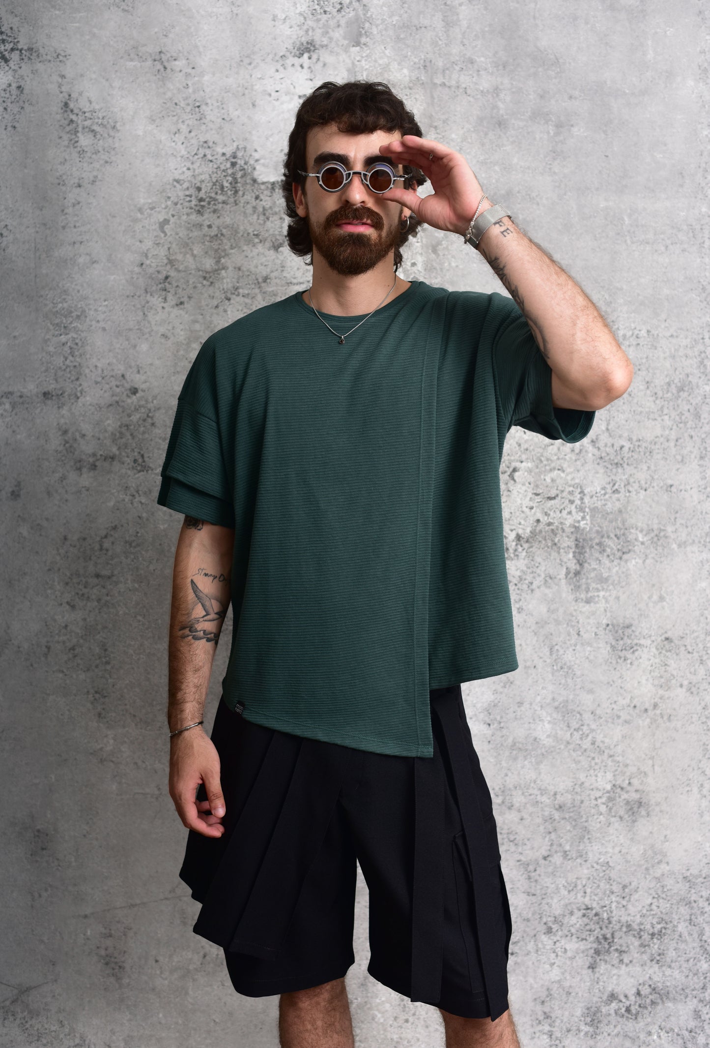 Camiseta oversize layering verde pino
