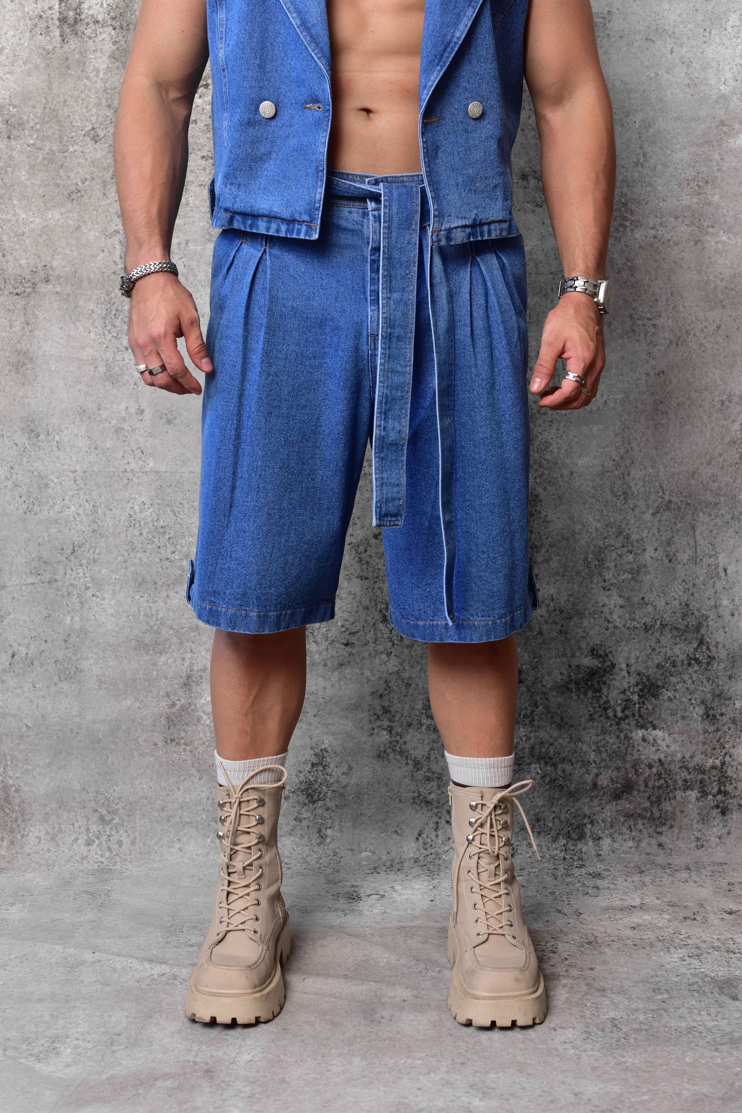 Tailored jort denim
